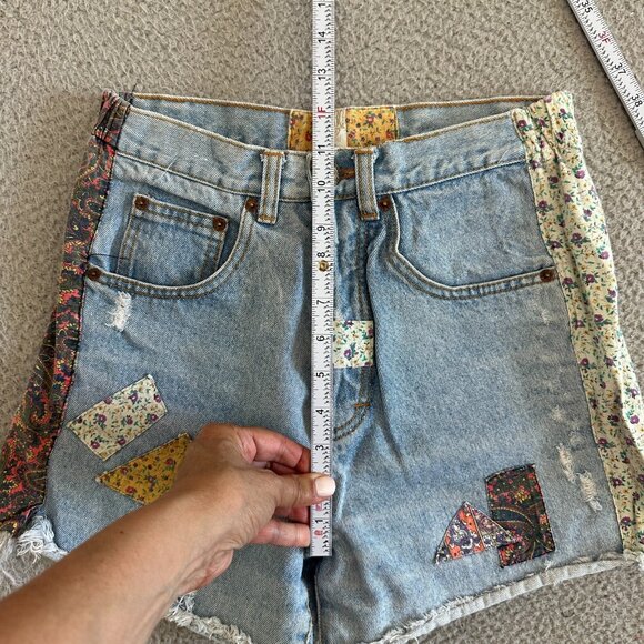 Vintage Beverly Hills Denim Shorts High Waist Patchwork Boho Festival - Picture 4 of 13